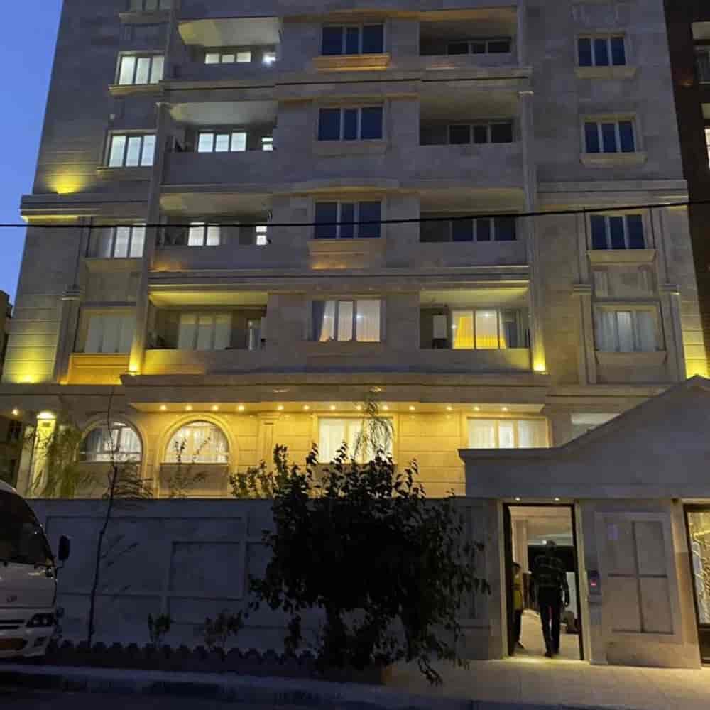 یک واحدآپارتمان  98متری فاز 4اندیشه